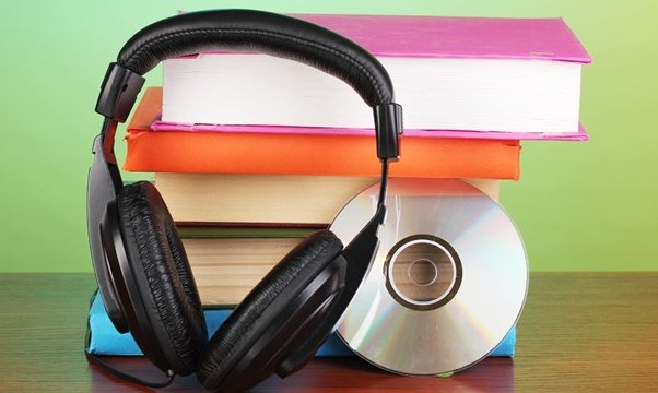 Tổng hợp 8 website download sách nói tiếng Anh miễn phí